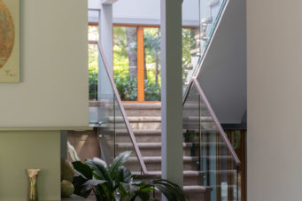 RUSSELL HOLLINGSWORTH - 340 Southborough Drive, West Vancouver